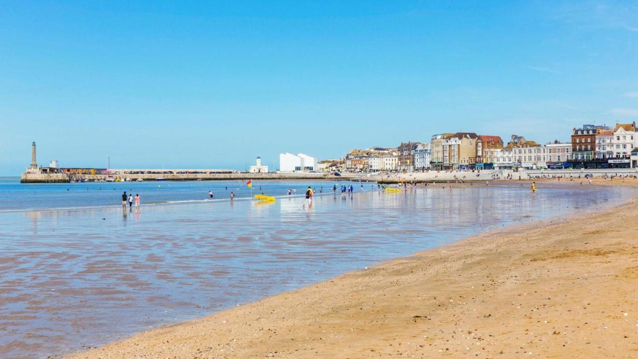 Vacation Home - Garden, Netlfix, Wifi. Margate Dış mekan fotoğraf